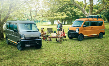 ブラックアクセントと専用デカールが際立つ特別なエブリイ　～特別仕様車 Jリミテッド登場！～